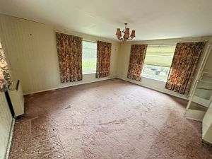 Sun Room- click for photo gallery